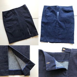 Jean stretch mini skirt.